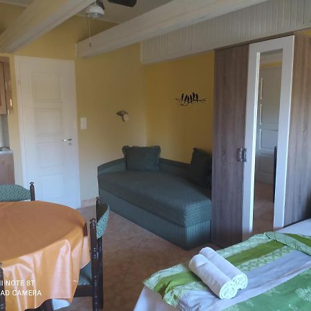 Apartmanhaz Gabriella Гаркань Екстер'єр фото