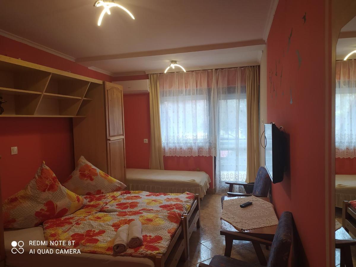 Apartmanhaz Gabriella Гаркань Екстер'єр фото