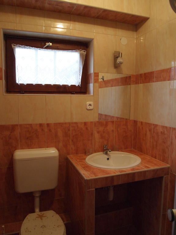 Apartmanhaz Gabriella Гаркань Номер фото