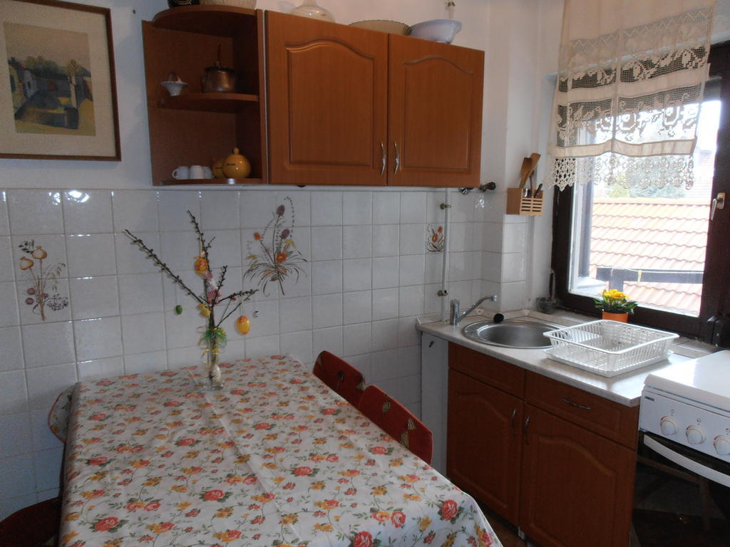 Apartmanhaz Gabriella Гаркань Номер фото